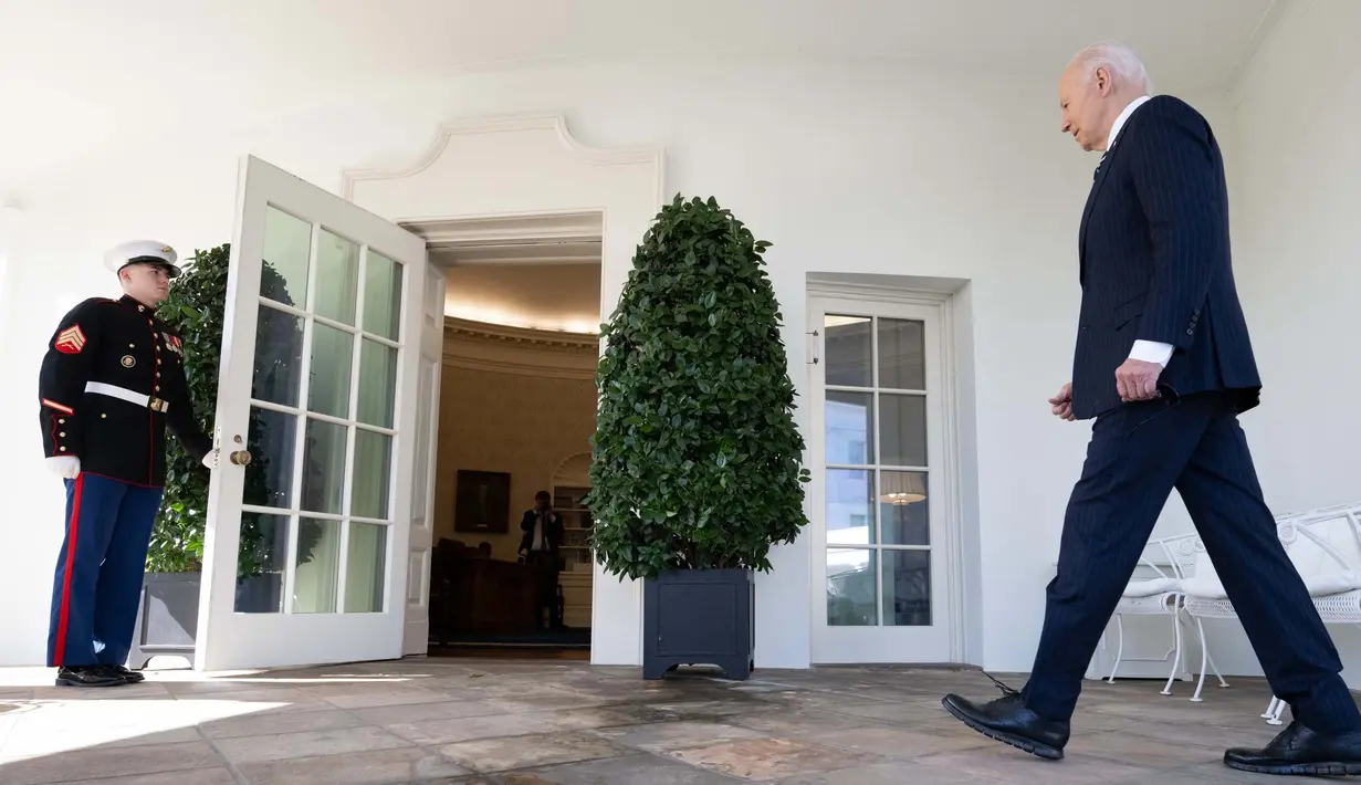 Joe Biden mengucapkan selamat kepada Donald Trump yang terpilih menjadi Presiden Amerika Serikat ke-47. (SAUL LOEB/AFP)