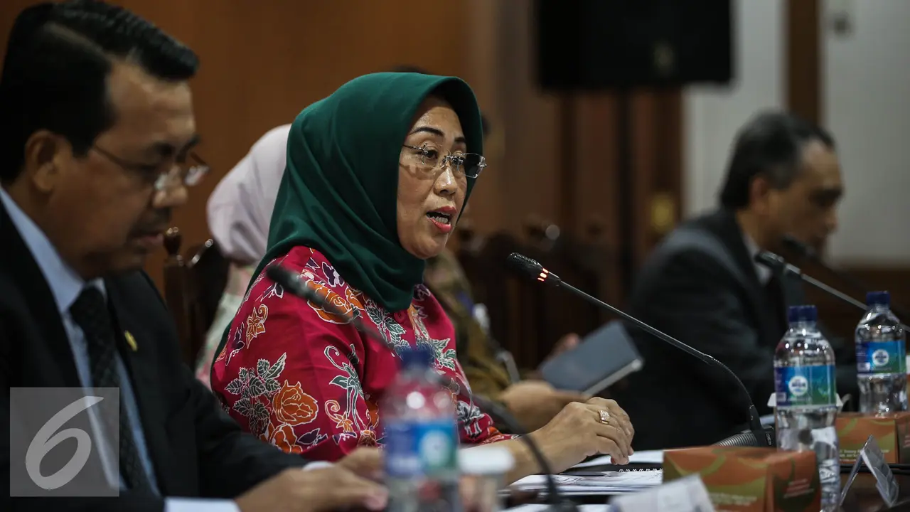 20160427-Dialog-perbaiki-pelayanan-administrasi-Peradila-Jakarta-Ninik Rahayu-FF