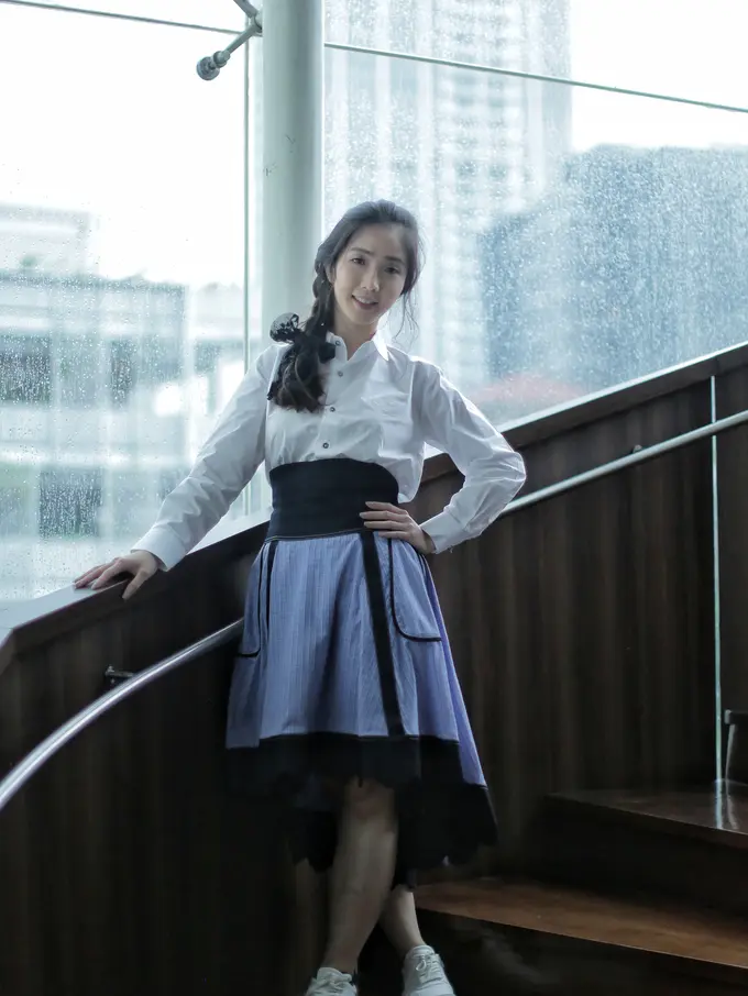 wanita januari cerdas dan berkelas