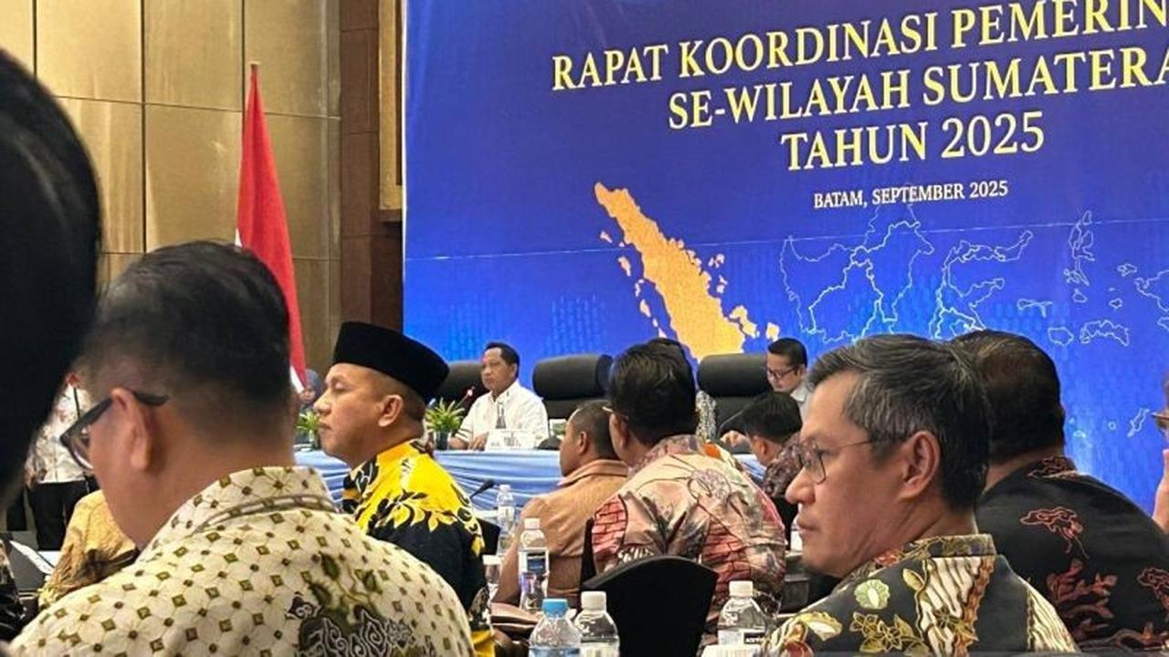 Mendagri Izinkan Kepala Daerah ke Luar Negeri: Ternyata Situasi Ini yang Membuatnya Boleh Lagi!