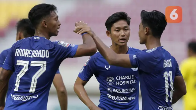FOTO: PSIS Semarang Puncaki Grup A usai Menang 3-1 atas Persikabo 1973 - Pratama Arhan; Tim PSIS Semarang