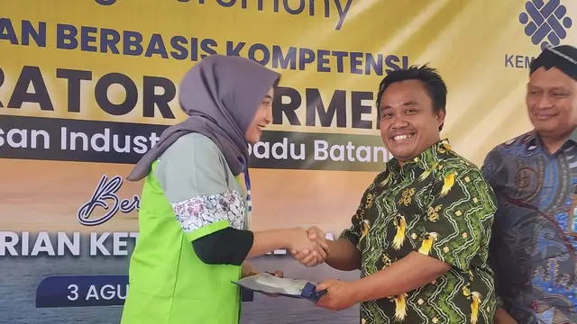 Pastikan Warga Setempat Terserap KITB, Kemnaker Beri Pelatihan Berbasis Kompetensi