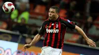 1. Ronaldo Nazario de Lima - Pemain Brazil yang dikenal sebagai penyerang mematikan dan terbaik di dunia. Kemampuan individunya sempat dilirik saat membela PSG dan Barcelona. (AFP/Paco Serinelli)