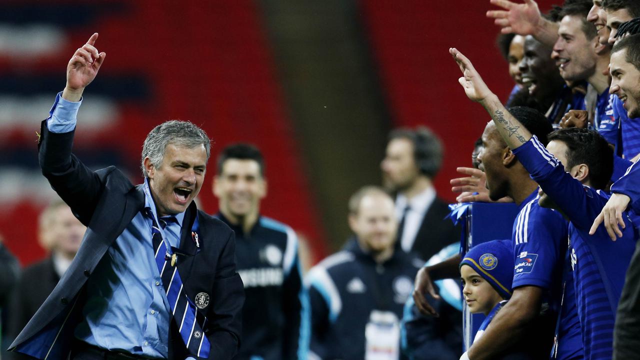 Raih Trofi Piala Liga, Mourinho: Aku Seperti Anak Kecil Lagi