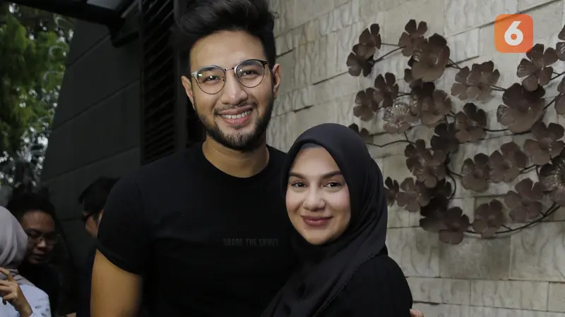 [Fimela] Ammar Zoni dan Irish Bella