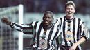 6. Faustino Asprilla (1996/98), striker top asal Kolombia ini didatangkan Newcastle dari Parma, namun sayang bersama The Magpies prestasinya meredup dan hanya mampu mencetak sembilan gol sebelum akhirnya kembali ke Parma. (AFP/Owen Humphreys)