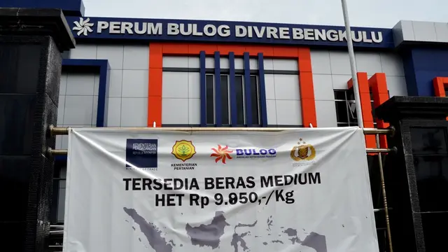 Redam Lonjakan Harga Beras Bulog Perpanjang Operasi Pasar