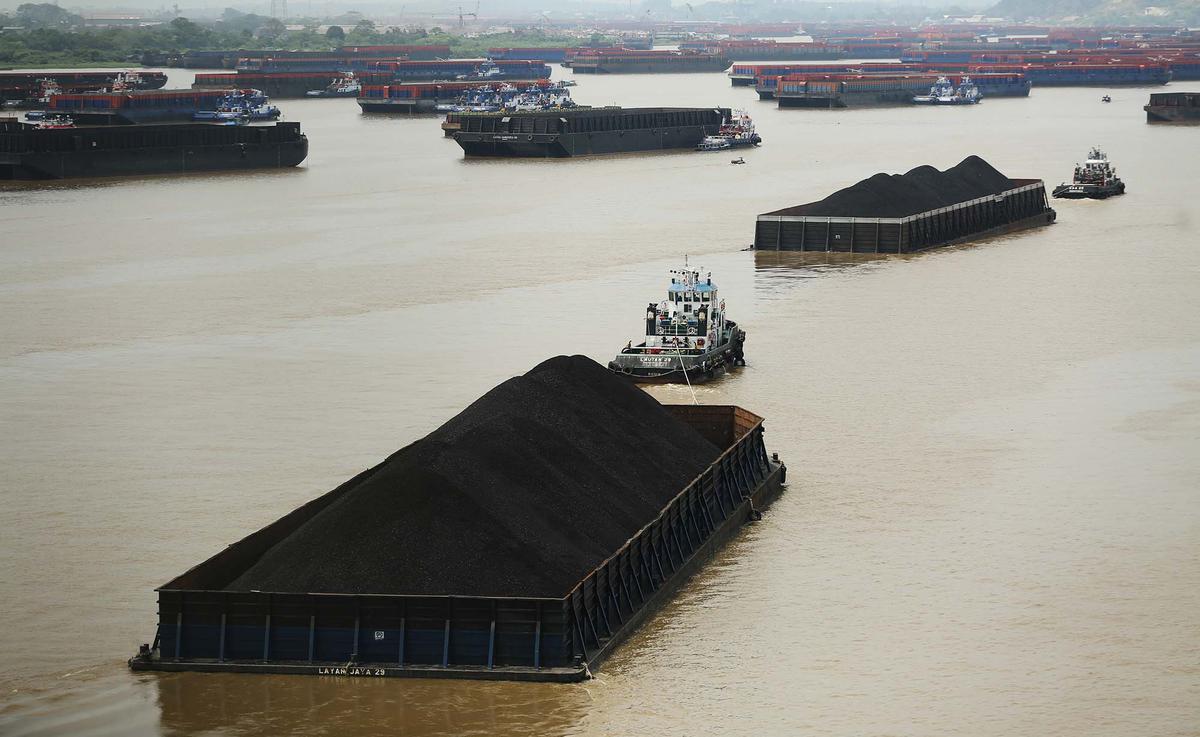 Harga Batu Bara Tembus US$140 Dipicu Kenaikan Minyak dan Gangguan Pasokan