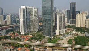 The Newton 2, hunian yang berkonsep superblock dan transit oriented development (TOD) yang dikembangkan oleh Ciputra.