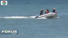 Tiga orang warga terseret gelombang pasang di Pantai Watu Klotok, Klungkung, Bali.