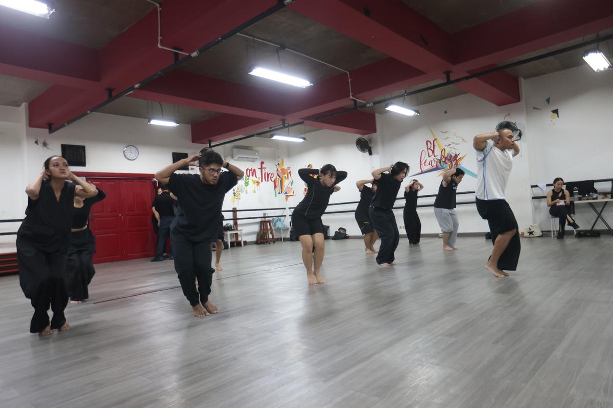 Berkarya untuk Negeri Lewat Seni Pertunjukan