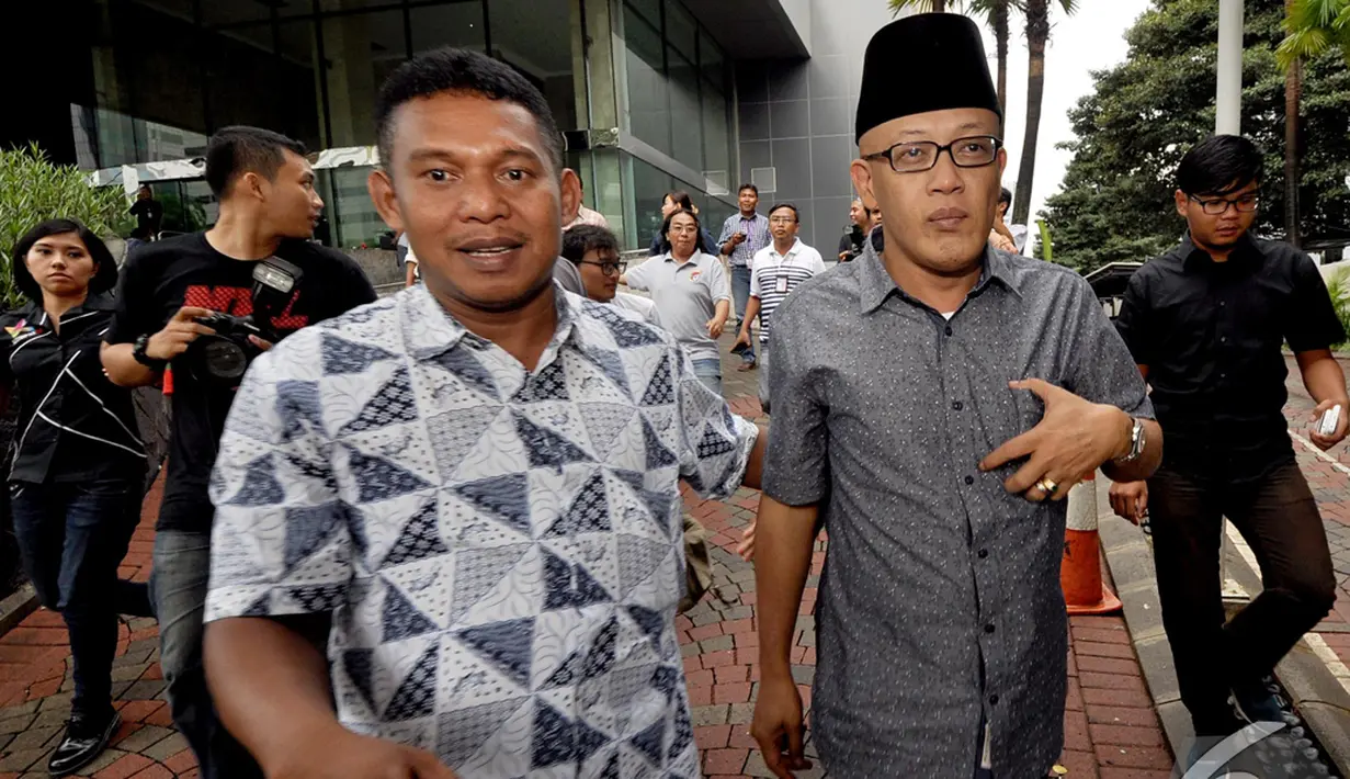Mantan anggota DPR Komisi VII Fraksi Demokrat 2009-2014, Tri Yulianto kembali diperiksa sebagai saksi tersangka Sutan Bhatoegana, Jakarta, Selasa (16/12/2014). (Liputan6.com/Miftahul Hayat)