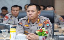 Polda Kalsel Tindak Tegas Oknum Polisi Merokok Sambil Mengemudi yang Viral