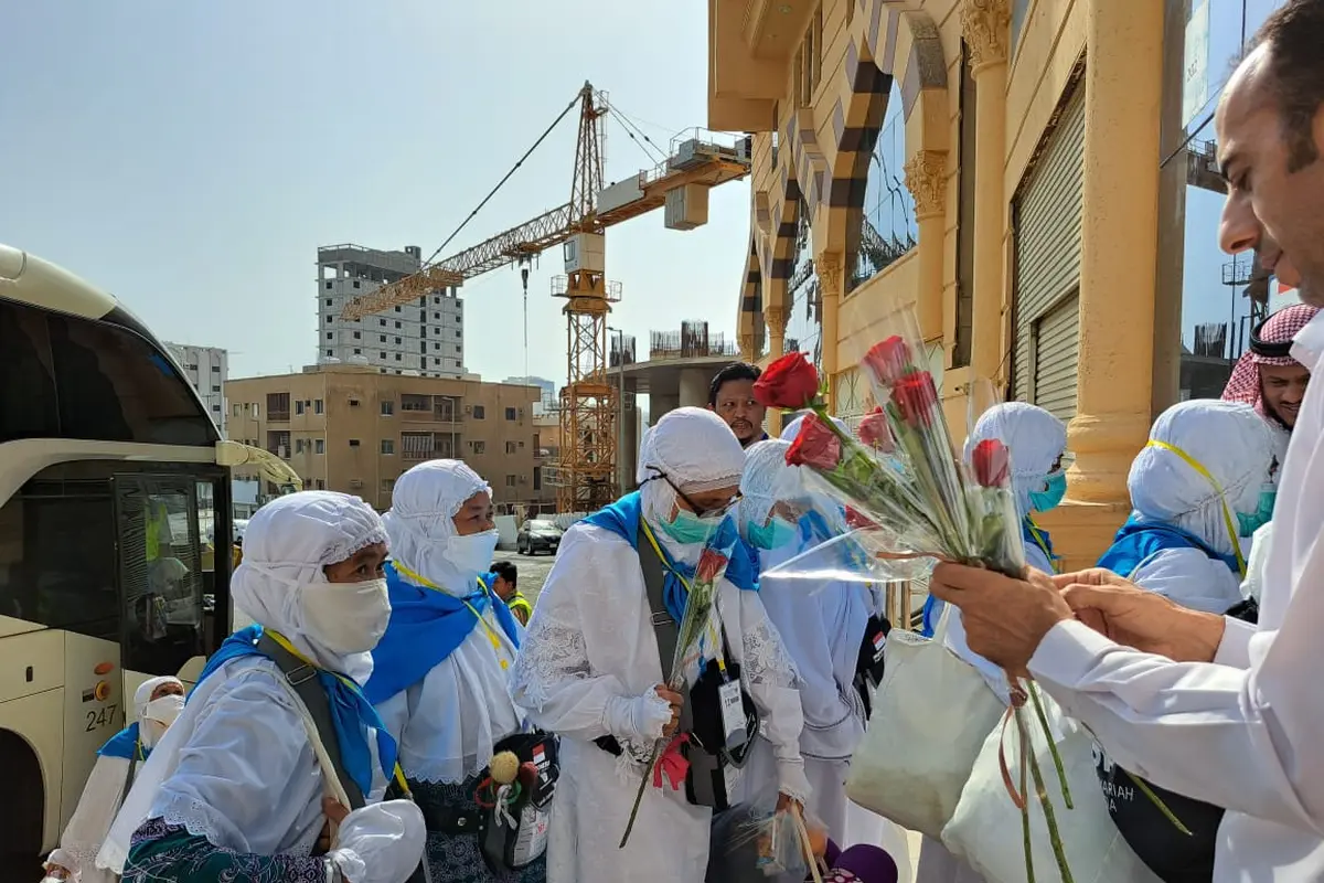 Jemaah haji tiba di Makkah pada Jumat (24/6/2022). (Foto: Liputan6.com/ Mevi Linawati)