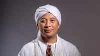 Opick Sambut Ramadan 2025 dengan Single Allah Ya Maulana, Ajak Pendengar Memuji Kebesaran Tuhan