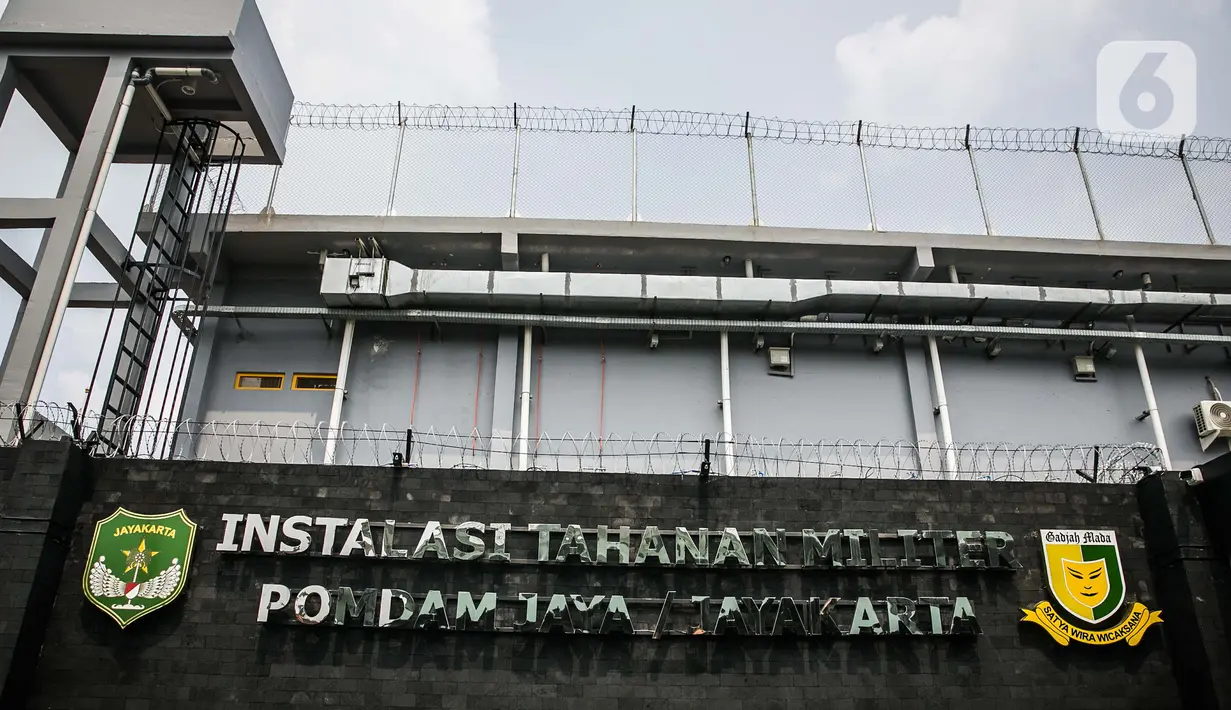Instalasi Tahanan Militer TNI AD di Markas Pomdam Jaya, Jakarta, Selasa (20/4/2021). Smart Instalasi Tahanan Militer berbasis Information, Communication dan Technology (ICT) ini menjadi hunian tahanan militer tercanggih pertama yang dimiliki oleh TNI Angkatan Darat. (Liputan6.com/Faizal Fanani)