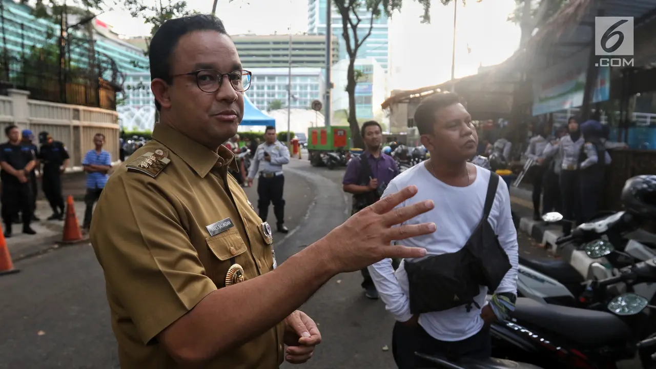 Anies Baswedan Tinjau Fasilitas Publik di HI