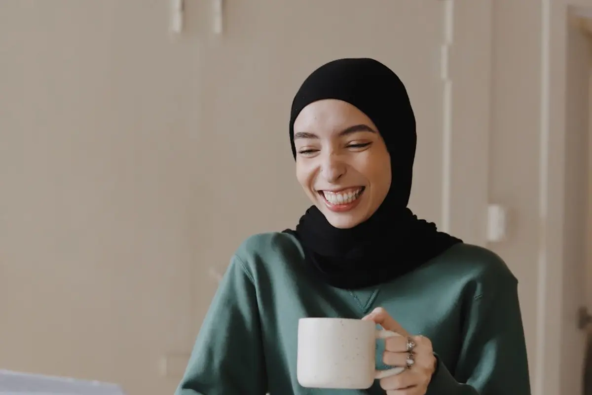 Agar tubuh tetap energik selama puasa, yuk kita intip 6 tips berikut ini.