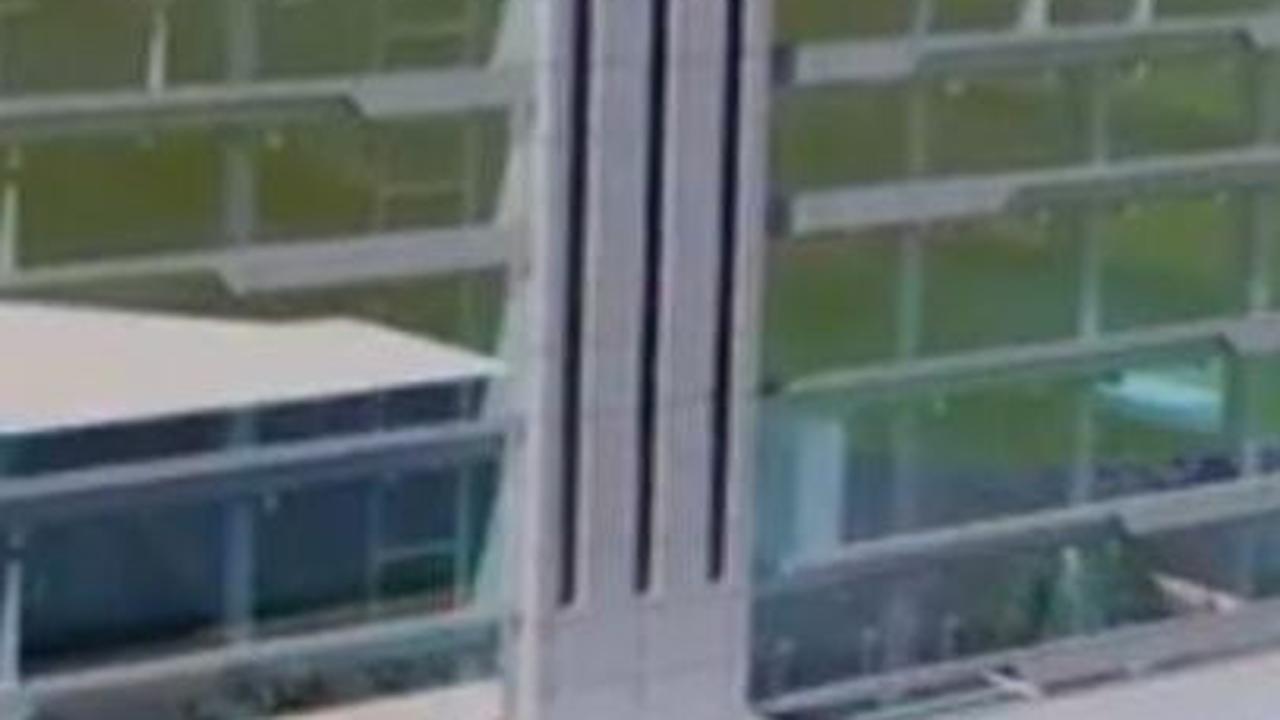 Gedung PIDI 4.0 yang berlokasi di Jl. Raya Kebayoran Lama No.41, Kebon Jeruk, Jakarta Barat, tersebut dibuka pada hari kerja (Senin-Jumat) pukul 09.00-16.00 WIB.