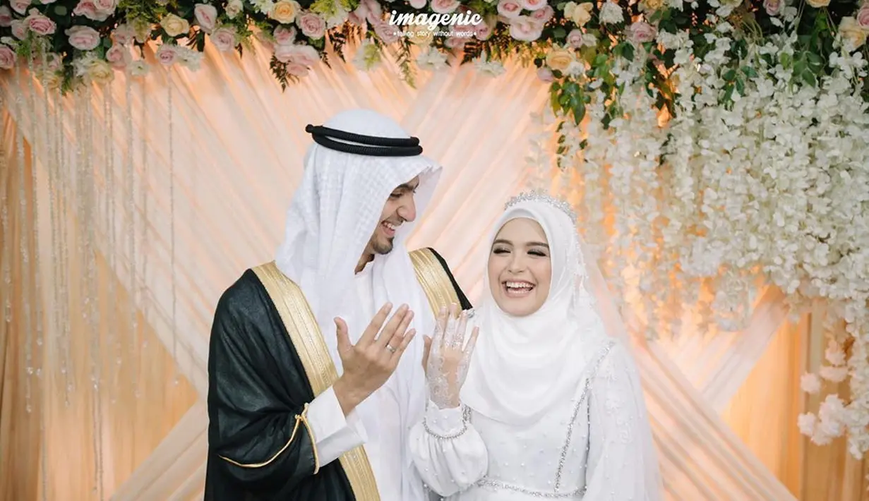 Vebby Palwinta menikah (Instagram/vebbypalwinta)