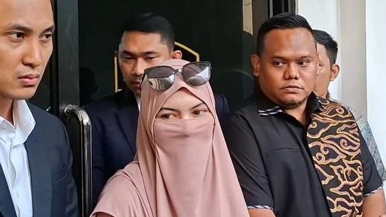 Insanul Fahmi Bantah Isu Talak Wardatina Mawa, Sebut Masih Berusaha Perjuangkan Rumah Tangga