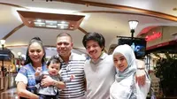 Keakraban Raul Lemos dengan keluarga Aurel dan Atta Halilintar (Foto: Instagram @raullemos06)