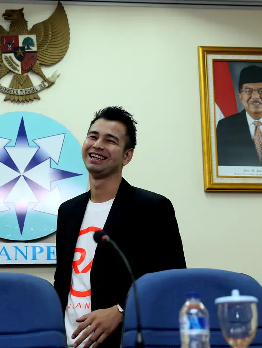 Ayah satu anak ini pun mengakui jika keberadaannya saat ini merupakan juga kontribusi dari wartawan. Ia menegaskan bahwa ia sama sekali tidak memiliki niat untuk merendahkan profesi wartawan. (Andu Masela/Bintang.com)