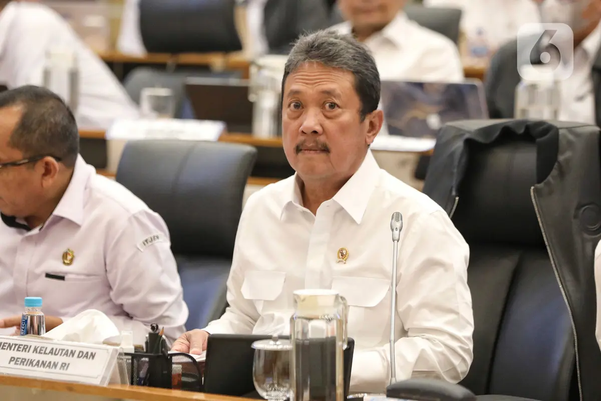 Polemik Pagar Laut, Menteri KP Sakti Wahyu Trenggono Penuhi Panggilan Komisi IV DPR RI