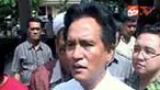Yusril Ihza Mahendra memenuhi panggilan Mabes Polri. Tersangka kasus korupsi sistem administrasi badan hukum itu diperiksa sebagai saksi atas laporan perbuatan tidak menyenangkan yang dialaminya beberapa waktu lalu di Kejaksaan Agung. 