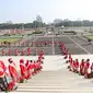 Barisan Berkebaya Penjaga Bendera Pusaka terdiri dari sejumlah 200 lebih perempuan perwakilan dari Komunitas Peduli Kebaya di Indonesia. (Dok/Pertiwi Indonesia)