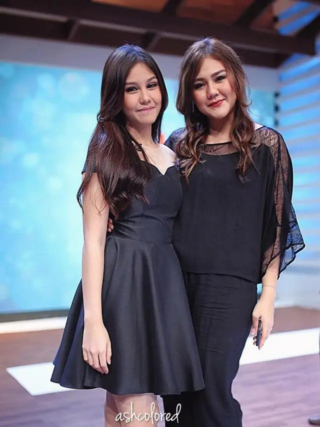 [Bintang] Kompak Gemesin, Begini Gaya OOTD Keren Sissy Priscillia dan Vanesha Prescilla