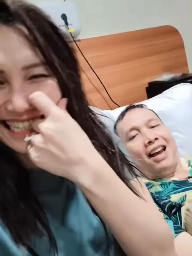 Ayu Ting Ting dan Ayah Ojak