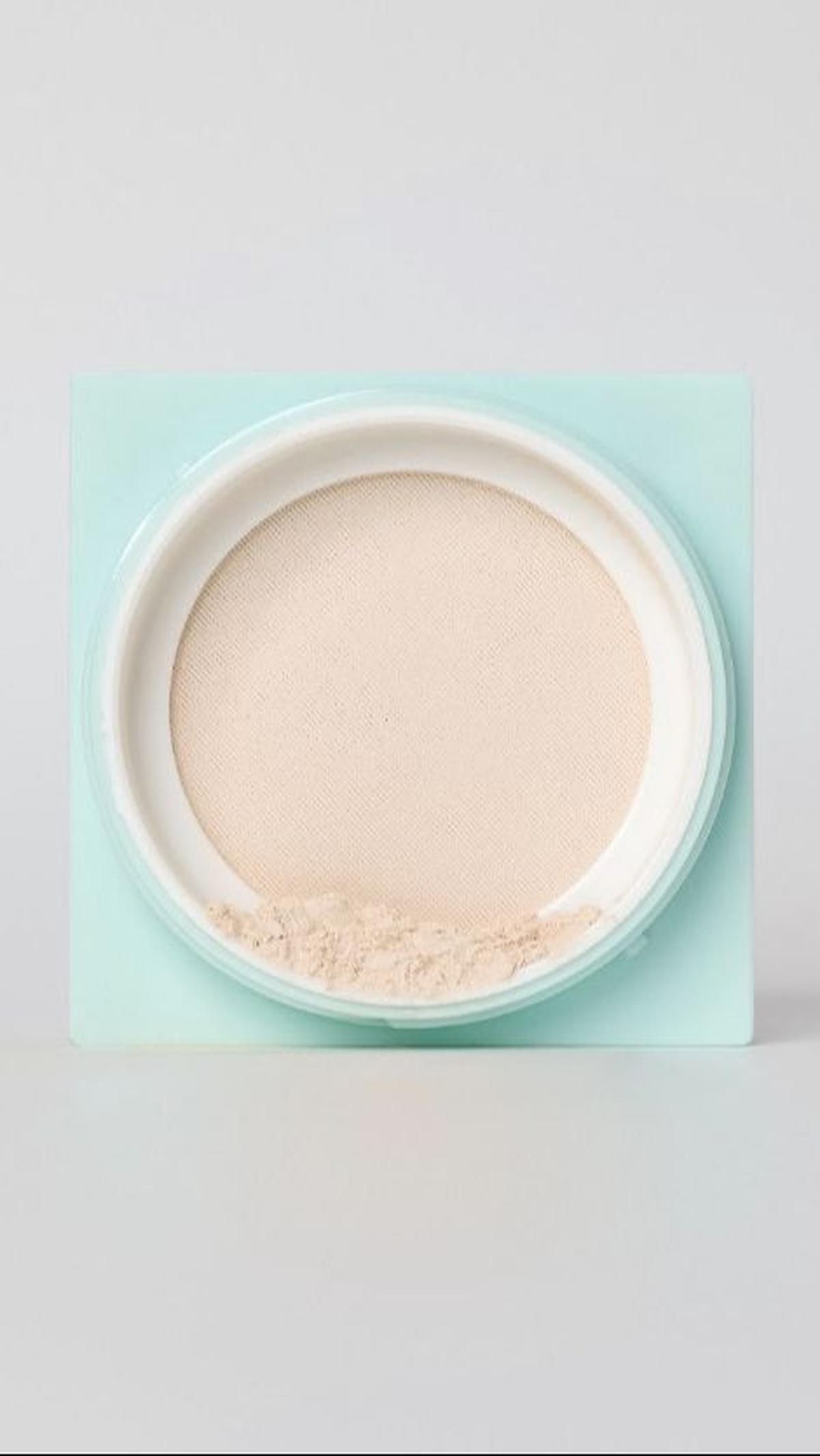 9. Studio Tropik Dream Setter Airbrush Setting Powder<br>