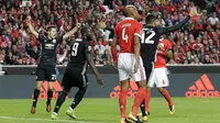 Kegembiraan MU setelah Marcus Rashford mencetak gol ke gawang Benfica. (AP Photo/Armando Franca)