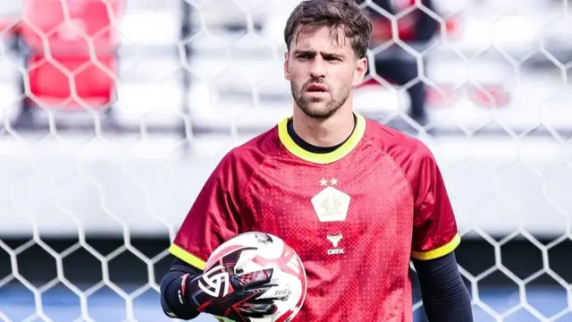 Kiper Persik Kediri, Leo Navacchio