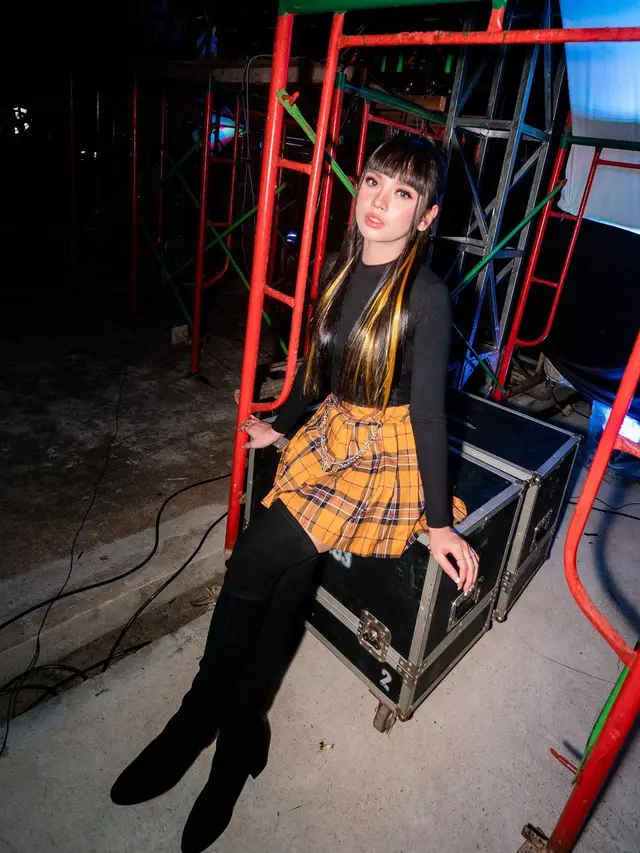 Pesona Lyodra Ginting dengan Rambut Berponi, Disebut Mirip Lisa BLACKPINK-Hyein NewJeans