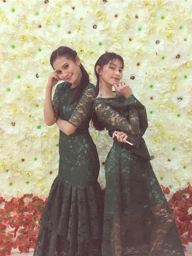 6 Potret Kekompakan Indah Permatasari dengan Adik Perempuannya Ini Curi Perhatian