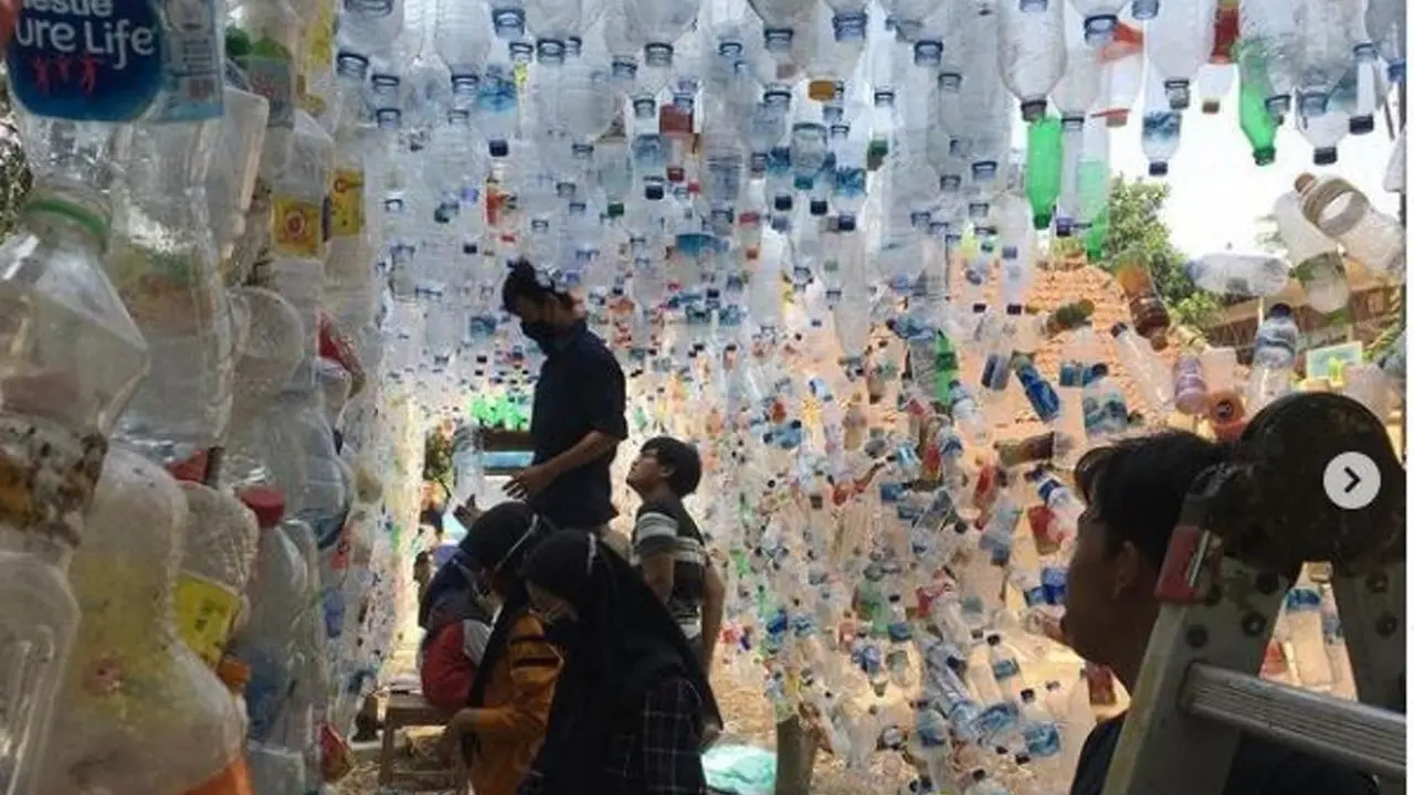 Museum dari Sampah Plastik Ingatkan Besarnya Masalah Lingkungan di Indonesia