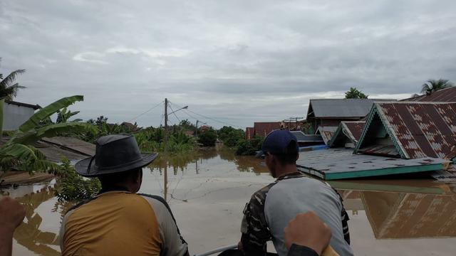Bengkulu Dikepung Banjir Dan Tanah Longsor