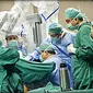 Sejumlah keuntungan operasi bedah dengan bantuan robot (robotic surgery) bisa disebut satu per satu. 