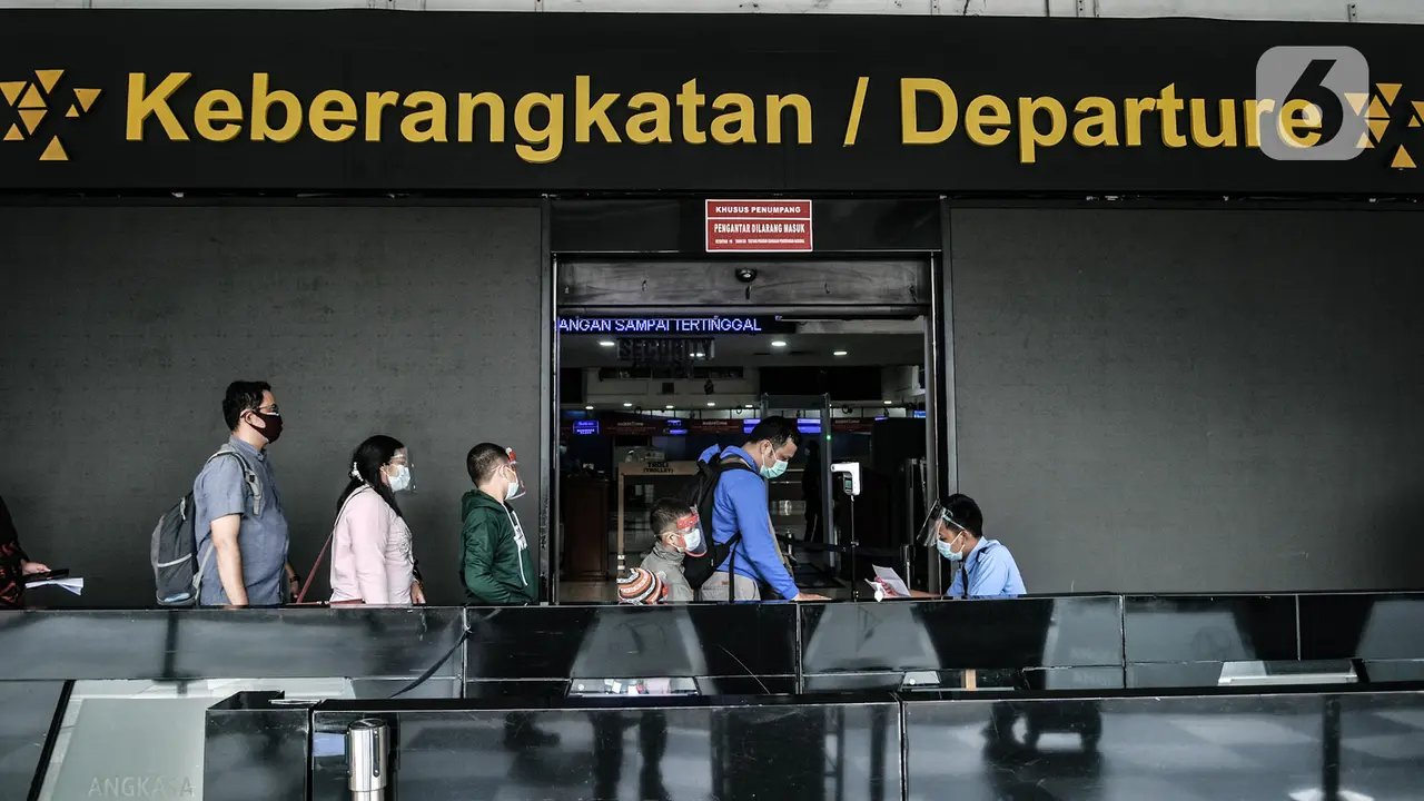 Keluar-Masuk Jakarta Wajib Swab Antigen