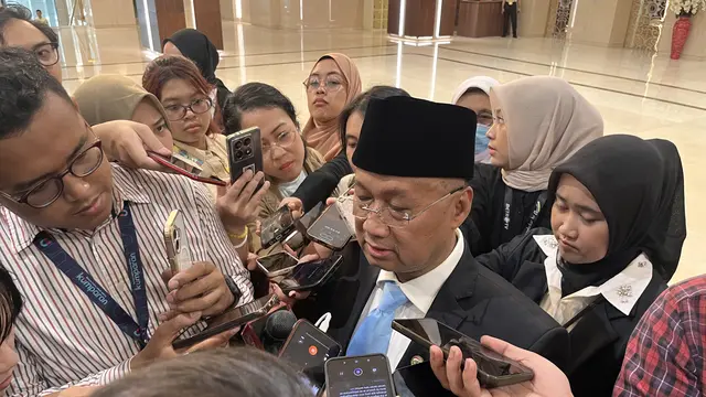 Kepala Eksekutif Pengawas Bursa Mineral dan Komoditas Strategis (BMKS) OJK, Sarjito, di Mahkamah Agung, Rabu (9/9/2026). (Liputan6.com/Christian)