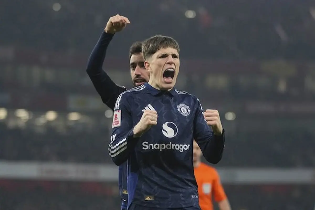 Ekspresi Alejandro Garnacho pada laga Arsenal vs Manchester United di Piala FA 2024/2025 (c) AP Photo/Kin Cheung