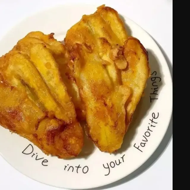 Pisang Renyah ala Kopi Klotok.  foto: Instagram @nana_romanaa