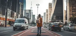 Ilustrasi traveling. Sumber foto: unsplash.com/Guilherme Stecanella.