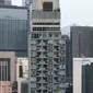 Saat kecelakaan, uang sekitar Rp 55 miliar bertebaran di Wan Chai, Hong Kong.