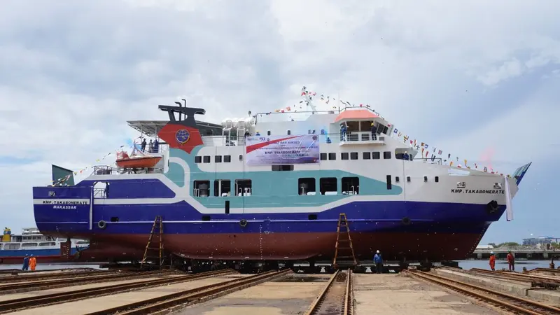 KMP Takabonerate berukuran 500 GT milik PT ASDP Indonesia Ferry (Persero)