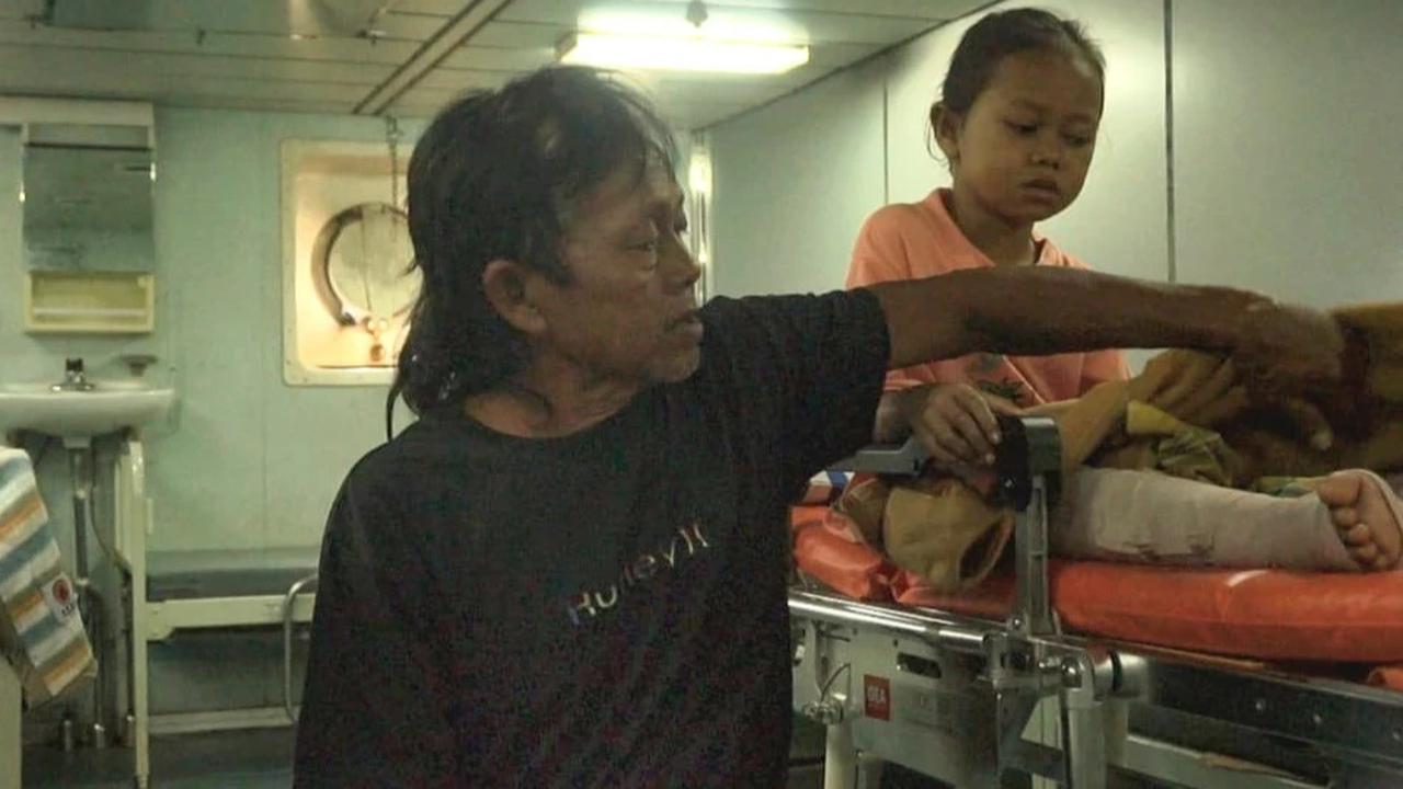 FOTO: Kondisi Pasien Anak Korban Bencana Sumatra Pascaoperasi di KRI dr Soeharso