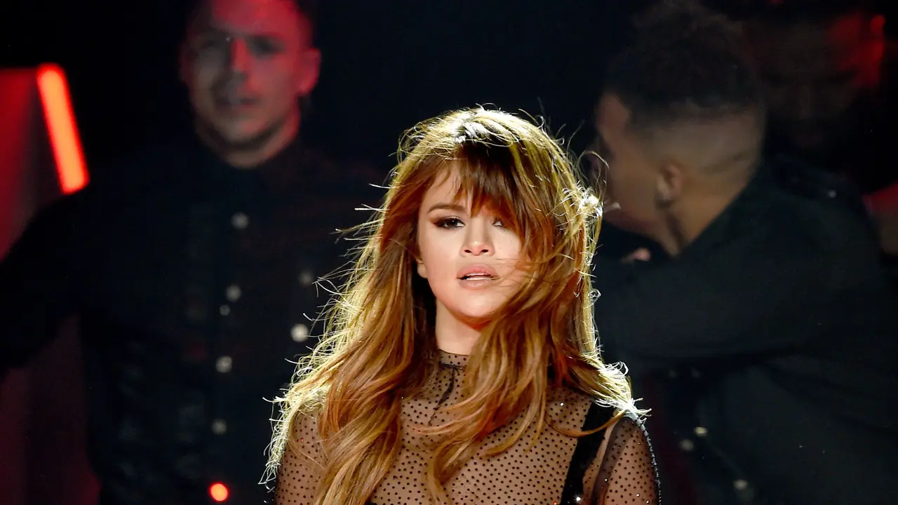[Bintang] Termasuk Selena Gomez, 90% Pengidap Lupus Adalah Perempuan