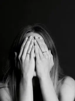 6 Tahap Grooming yang Perlu Dipahami Orangtua agar Anak Lebih Terlindungi./Copyright depositphotos.com/gf2002